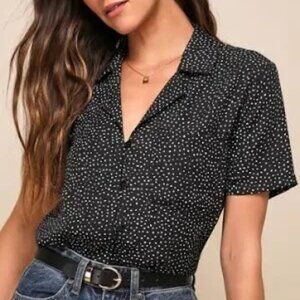 Lulu's black dotted collard shirt